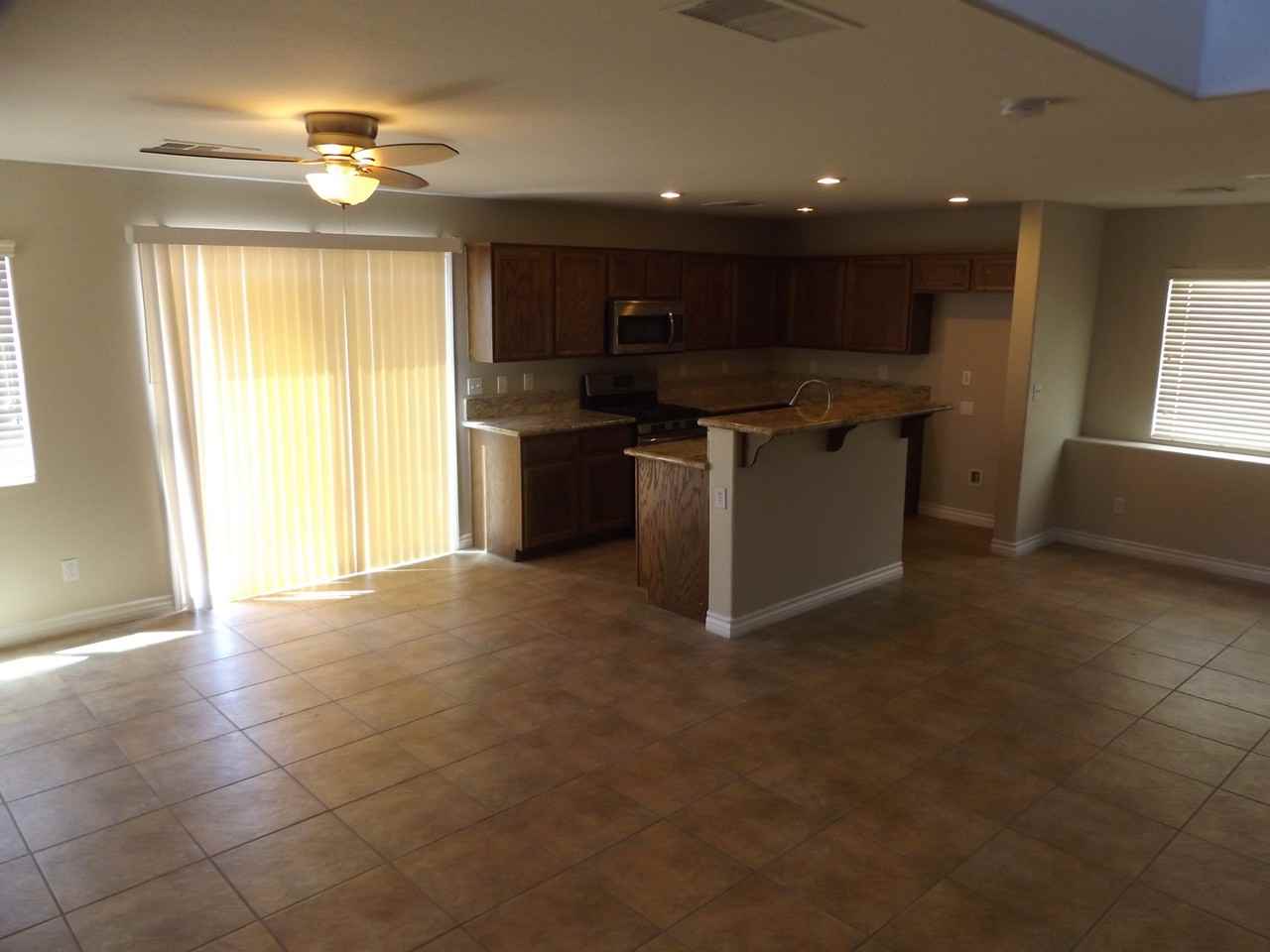 6467 Karlsen Ct - Photo 6 of 21