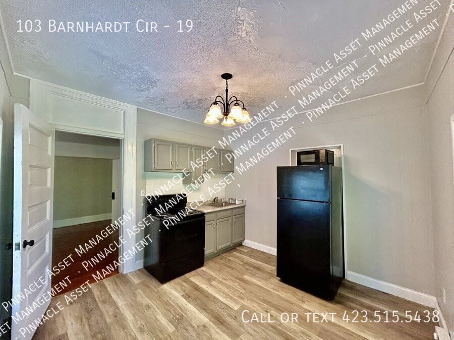 103 Barnhardt Cir #19