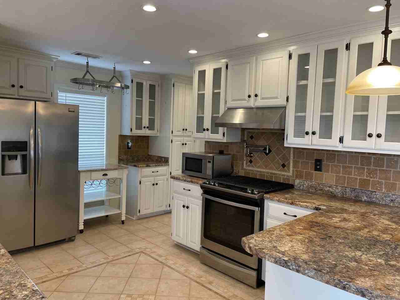 102 Strodes Creek Cir - Photo 7 of 20