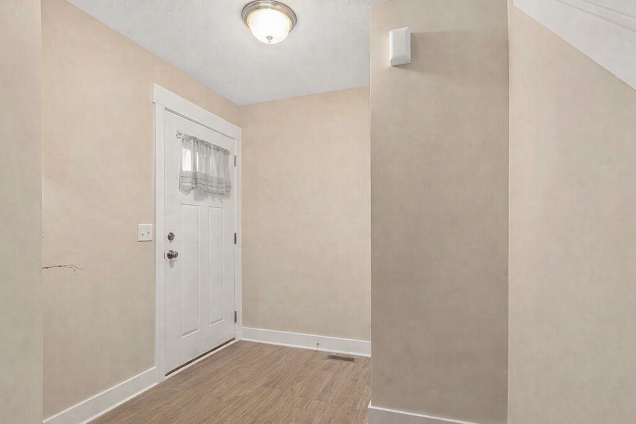 3725 Merriville Ct Se - Photo 6 of 21