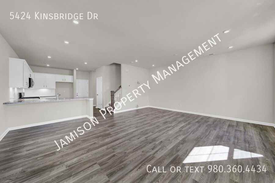 5424 Kinsbridge Dr - Photo 6 of 29