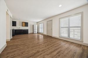 featured image of 4300 Rosslyn Rd