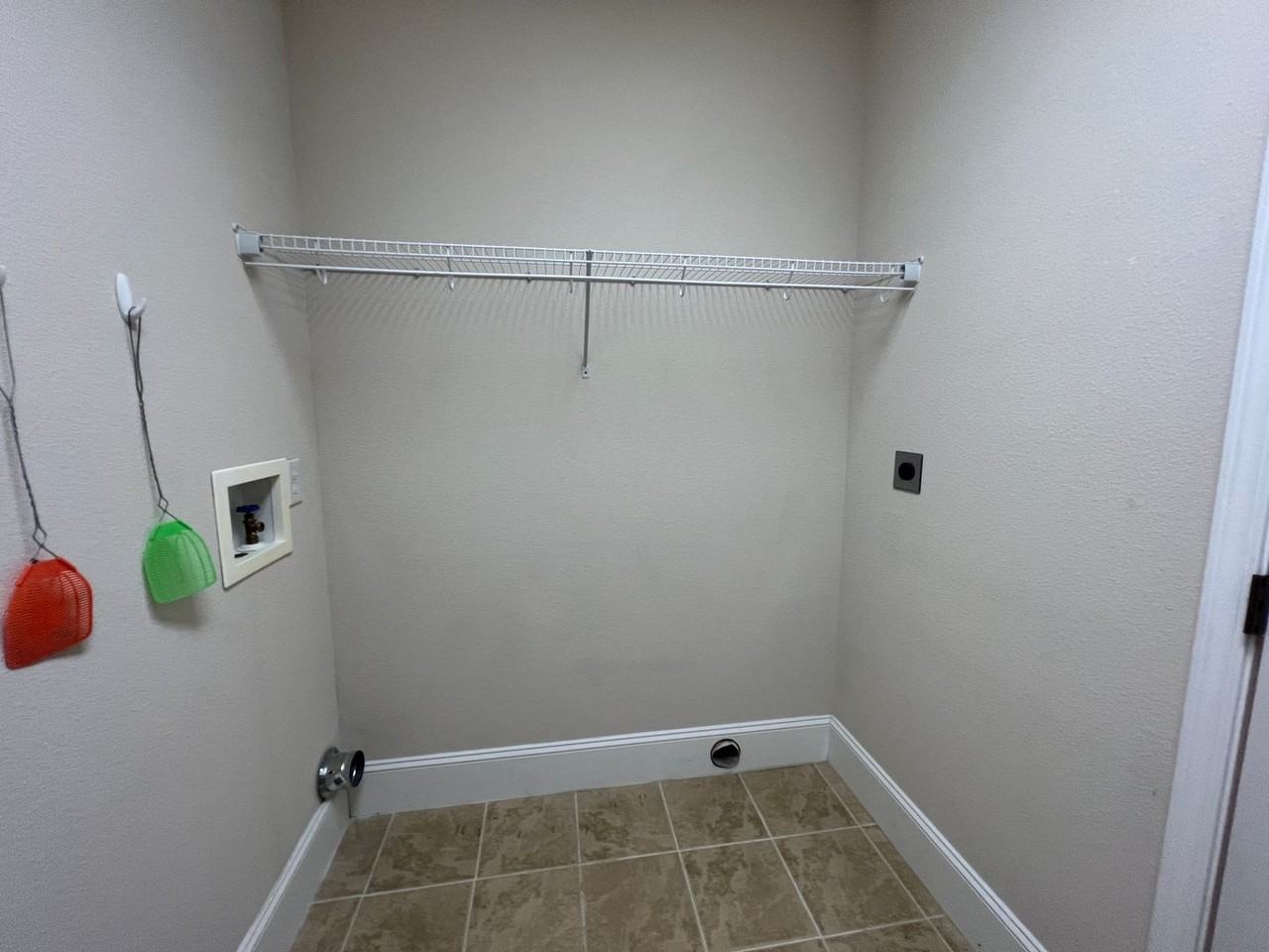 1930 Scarlett Meadows Dr - Photo 2 of 43