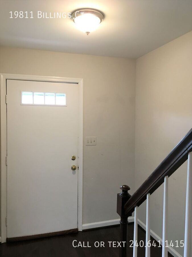 19811 Billings Ct - Photo 2 of 25