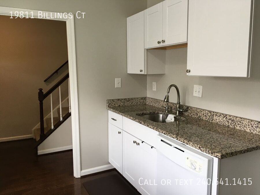 19811 Billings Ct - Photo 6 of 25