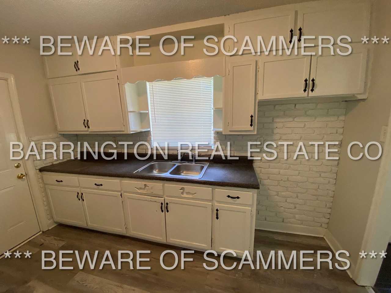 8242 Vassar Ave - Photo 4 of 5