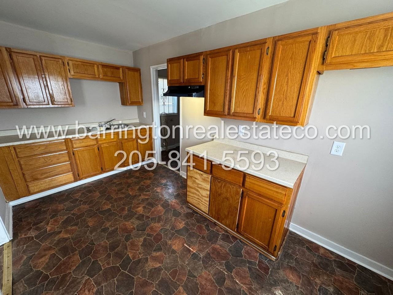 1541 17th Pl Sw - Photo 3 of 4