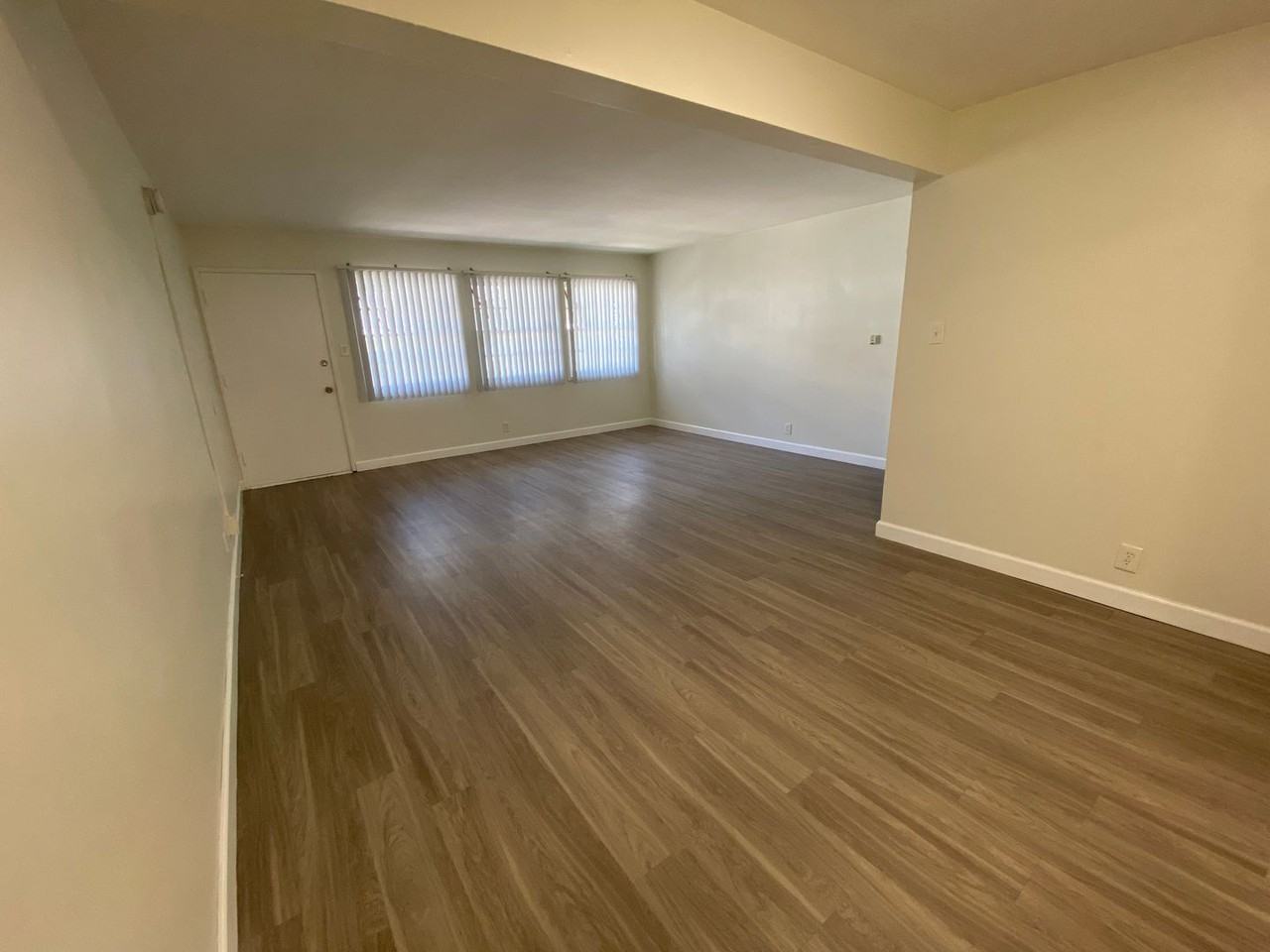 4173 Somerset Dr #5 - Photo 3 of 7