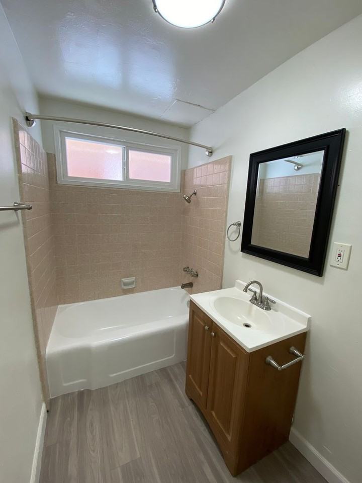 4173 Somerset Dr #5 - Photo 6 of 7