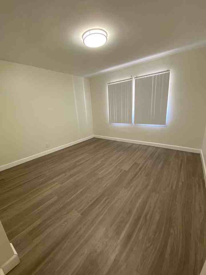 4173 Somerset Dr #5 - Photo 7 of 7