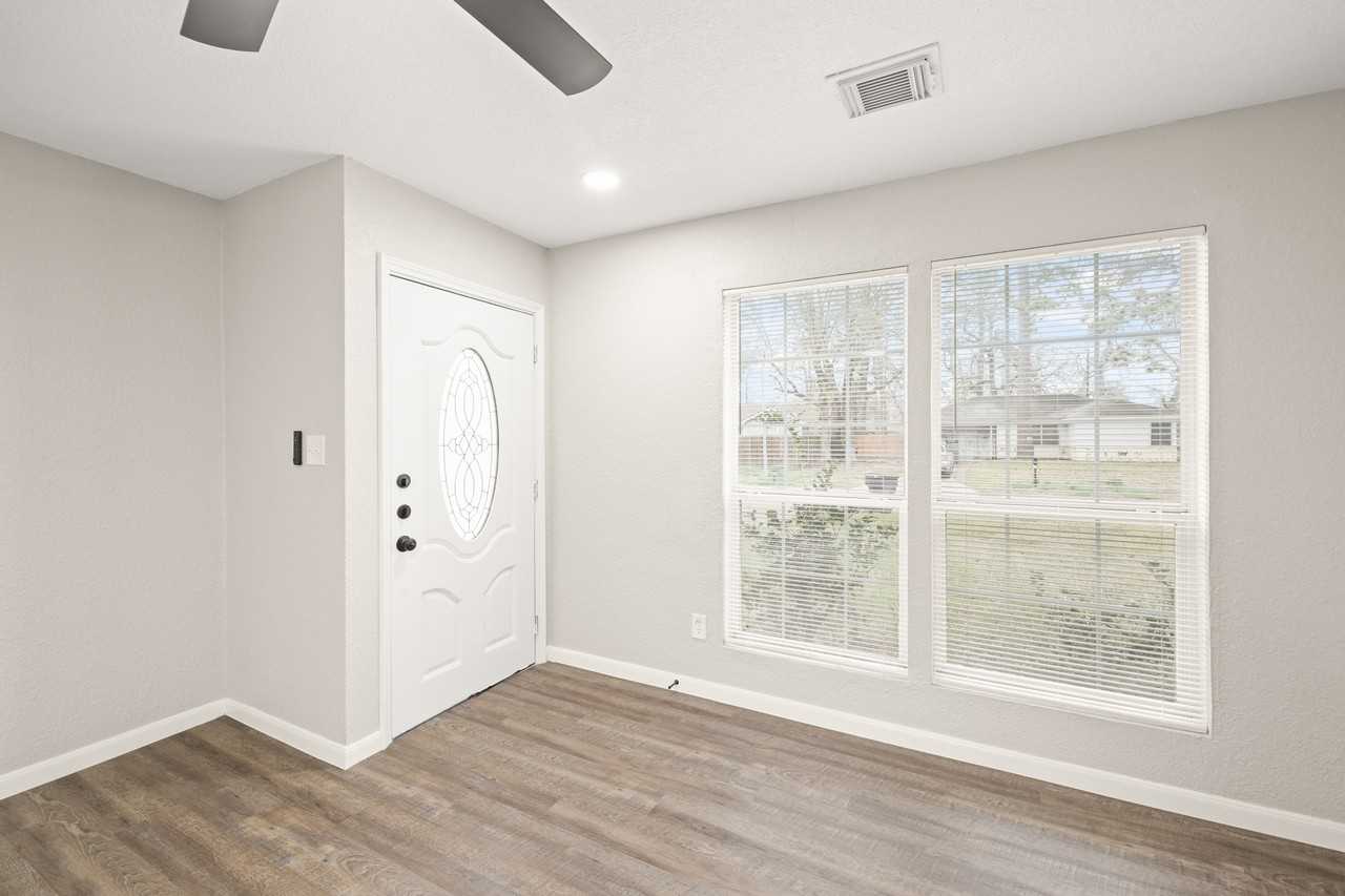 7222 Wiley Rd #1 - Photo 5 of 26