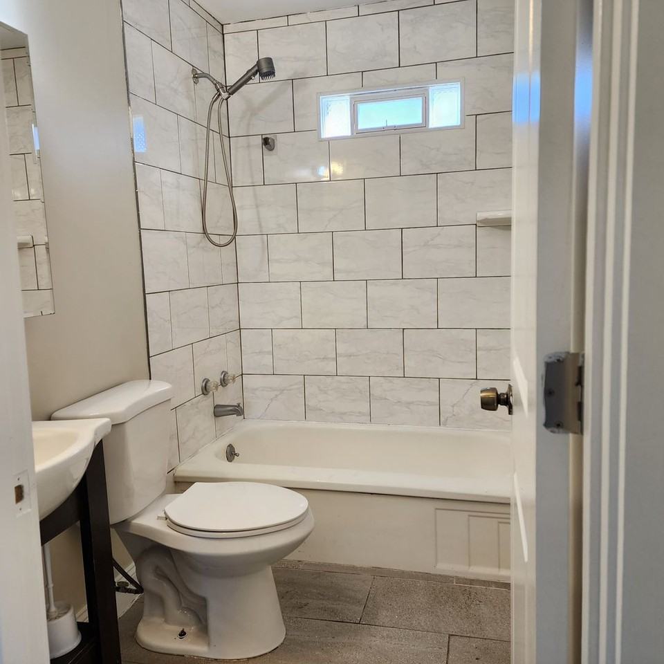 21250 Helle Ave - Photo 6 of 8