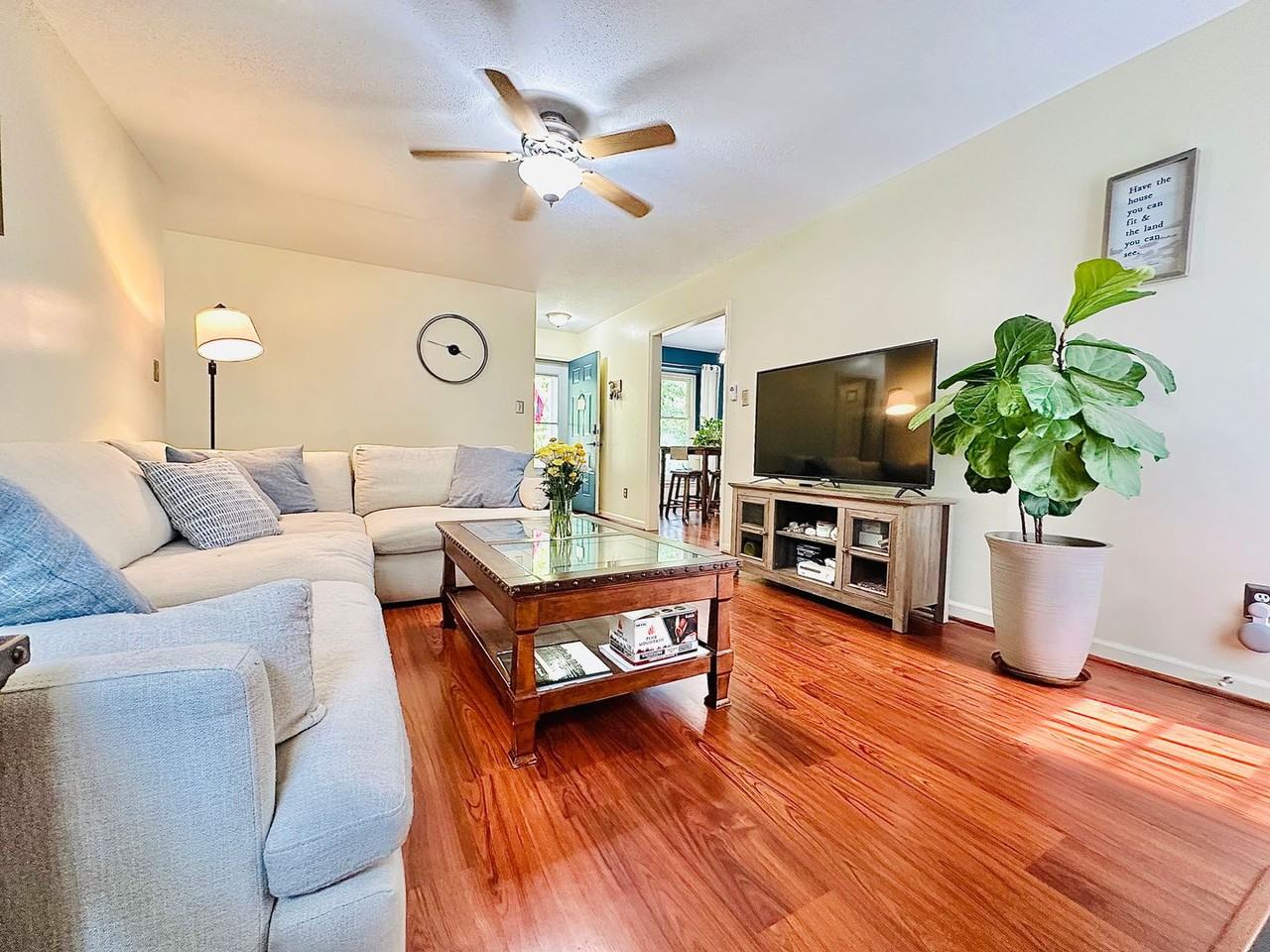 1120 Twin Cedar Ln - Photo 6 of 32