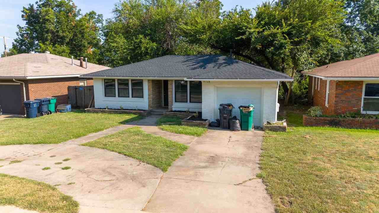 3718 Nw 19th St - Photo 4 of 27