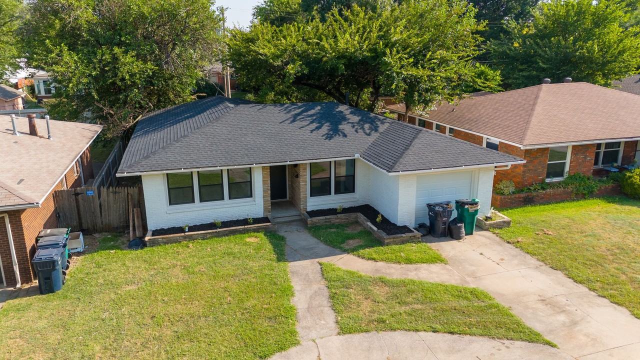 3718 Nw 19th St - Photo 5 of 27