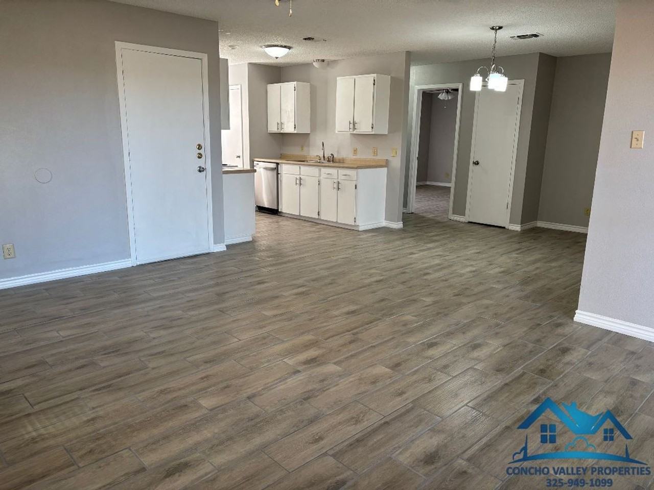 1438 Tres Rios Dr - Photo 3 of 16