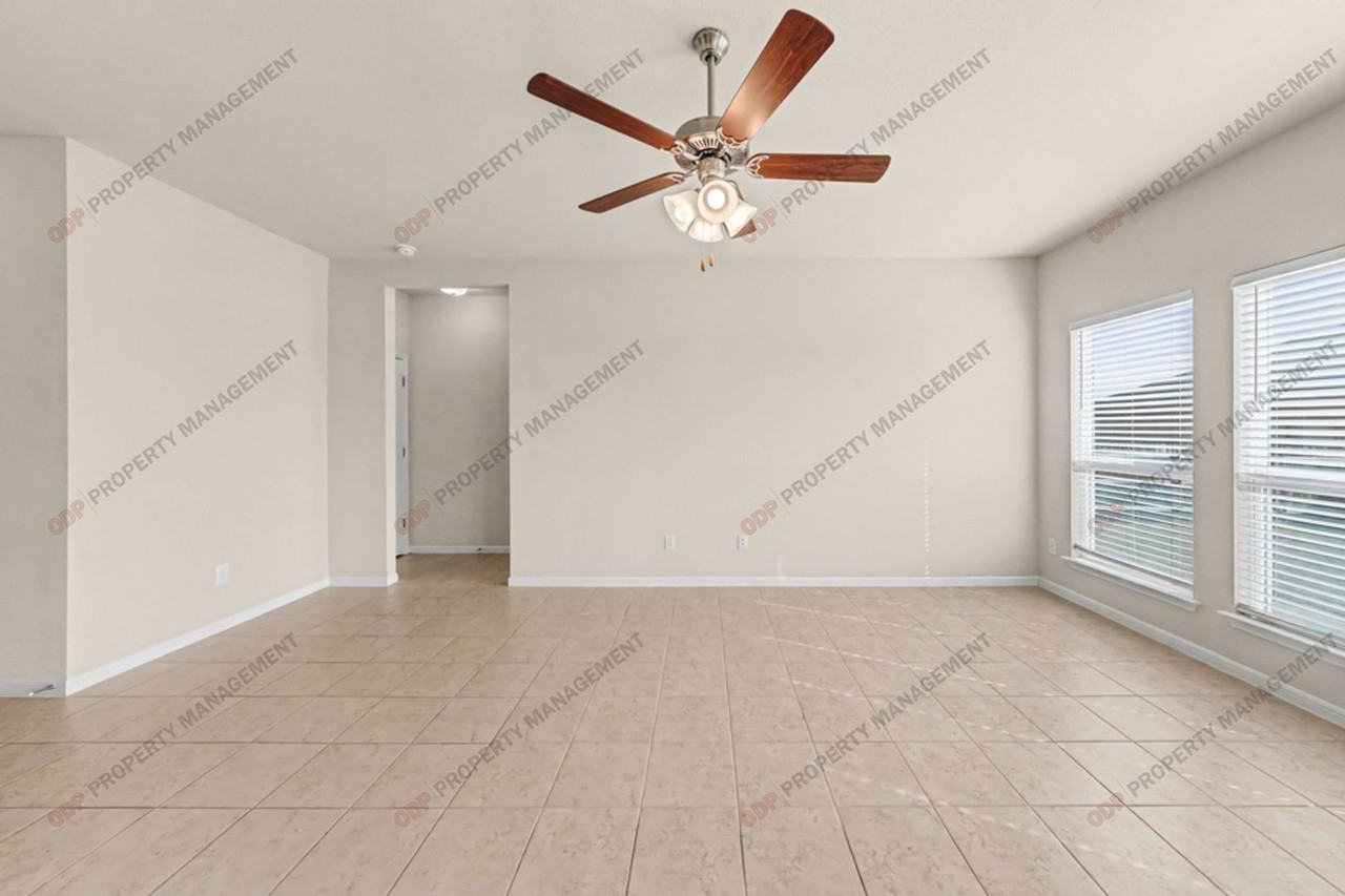 4713 Highmont Dr - Photo 7 of 21