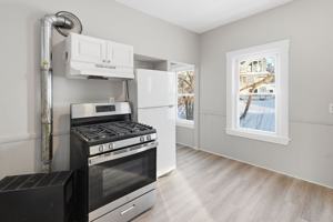 featured image of 47 Fox St