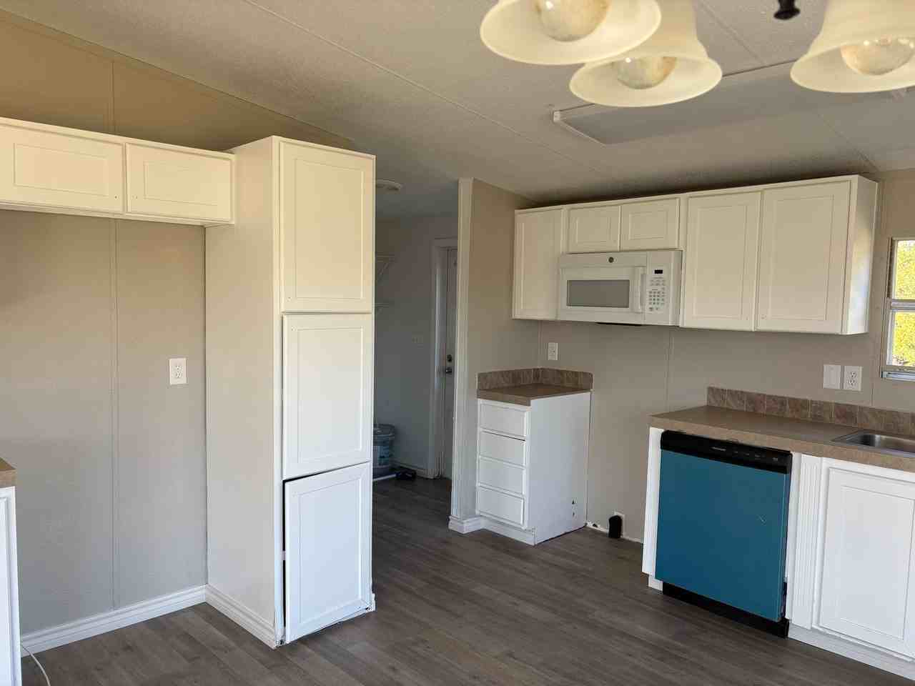 6100 Preston Rd - Photo 4 of 9