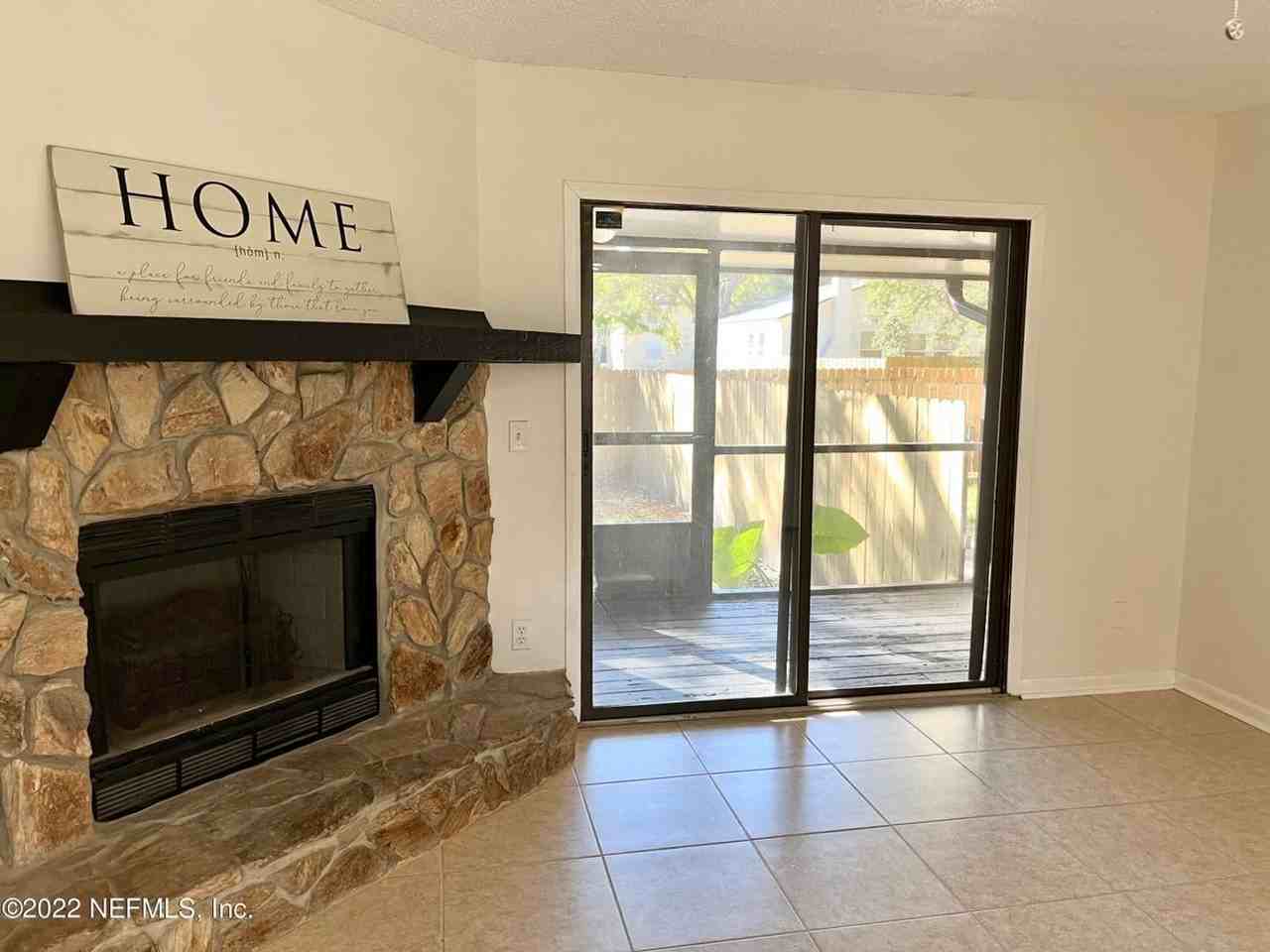 2066 Utah Ave #2 - Photo 3 of 18