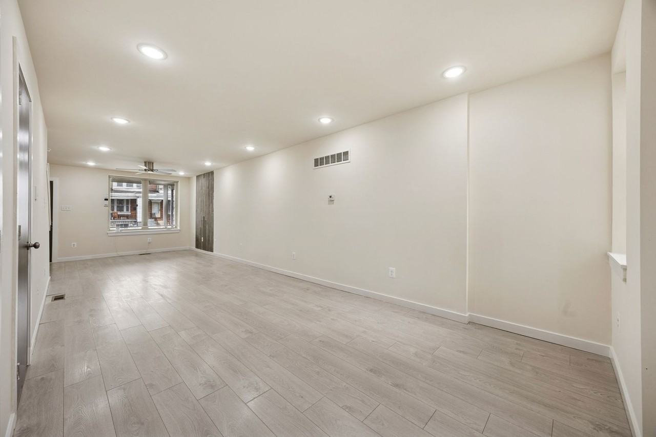 1212 S 56th St - Photo 3 of 15