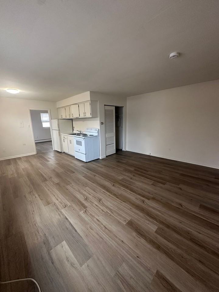 215 Felton Ave - Photo 3 of 9