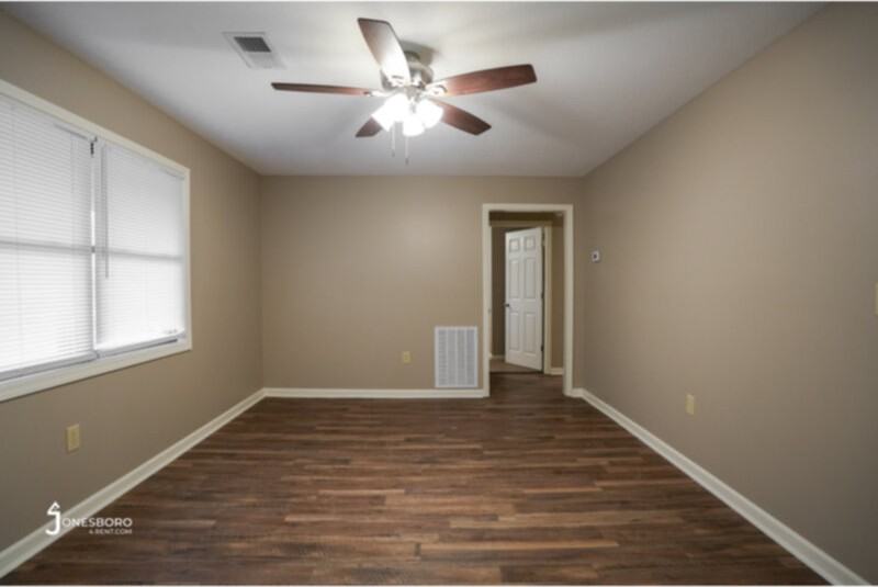 2207 Needham St #B - Photo 6 of 11