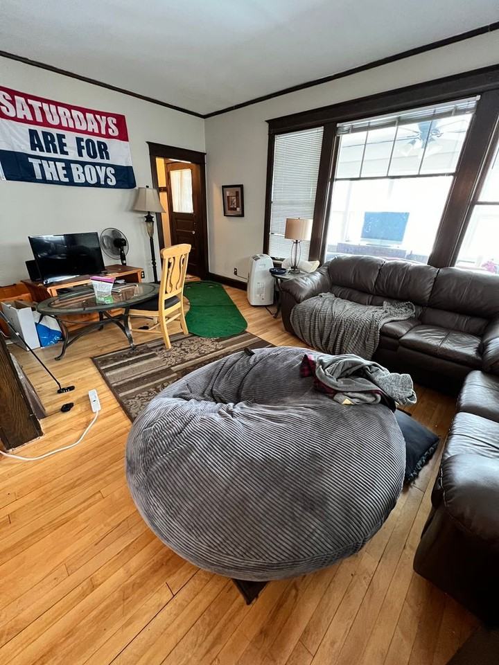 1909 Garden St - Photo 3 of 22