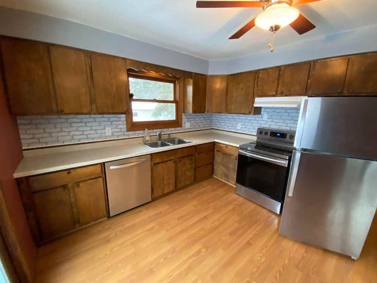 42 W Toledo St - Photo 7 of 26