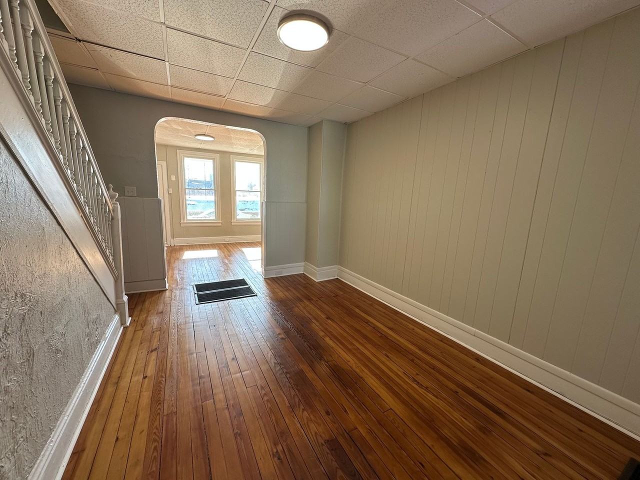 155 Stevens Ave - Photo 6 of 8