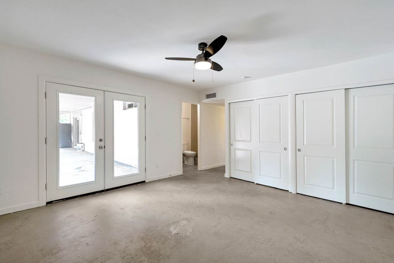 934 E Manhatton Dr - Photo 6 of 14