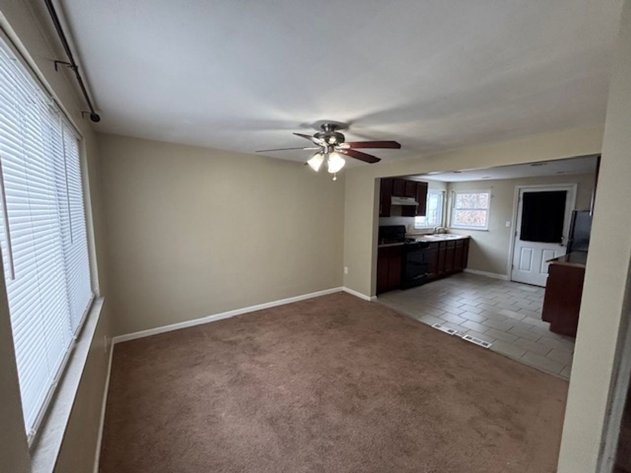 120 Key Dr - Photo 3 of 6