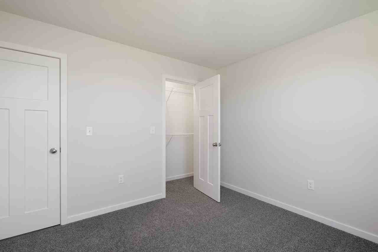 2565 S Cheri Dr - Photo 3 of 23