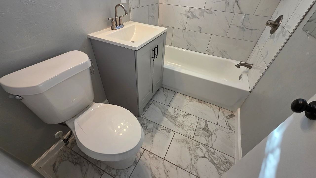 3900 Rancho Dr - Photo 5 of 17