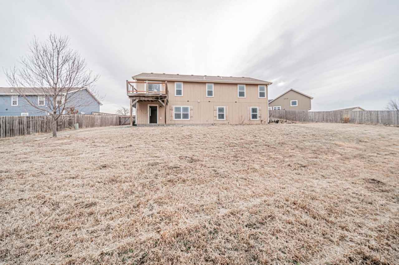 1509 Paige Ct - Photo 2 of 46