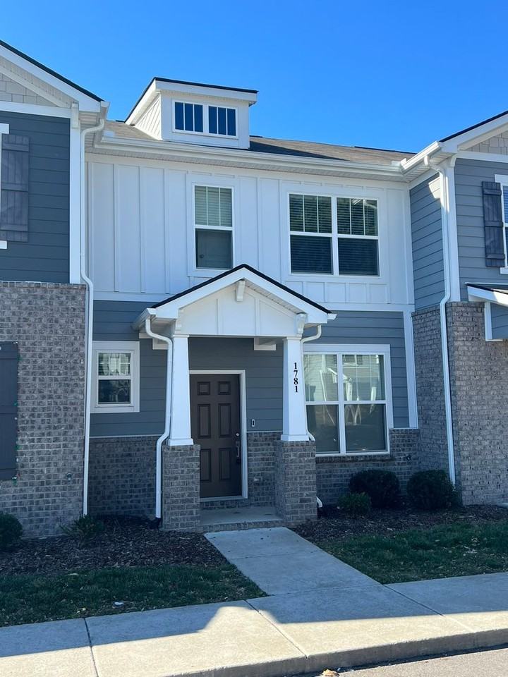 1781 Frodo Way - Photo 2 of 26