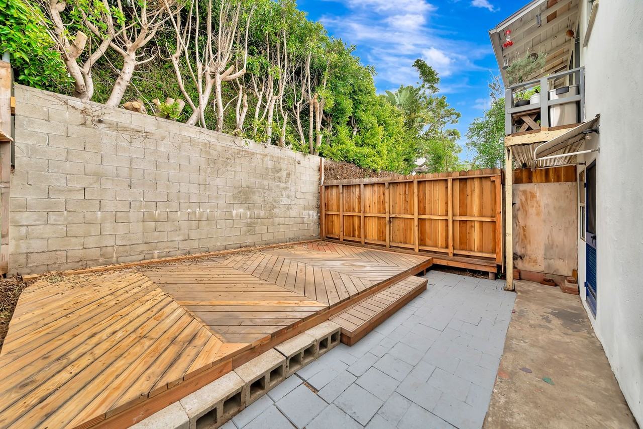 2441 3rd St - Photo 5 of 20