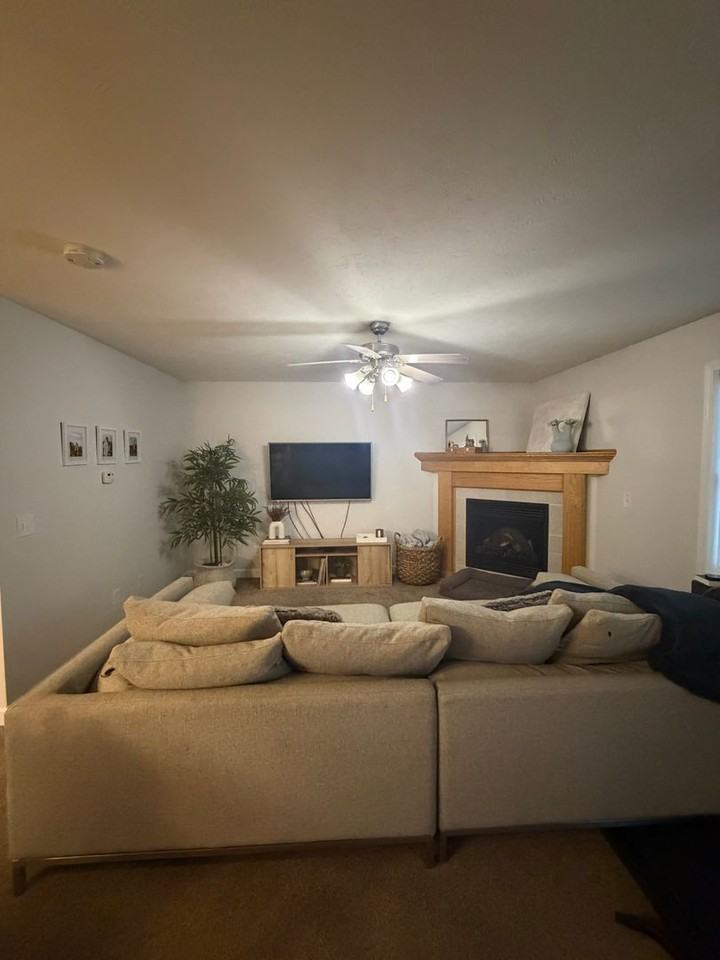 7353 N 17th Ct - Photo 5 of 15