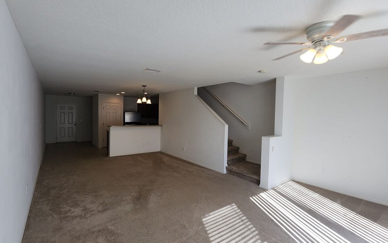 269 Michelangelo Pl - Photo 7 of 19