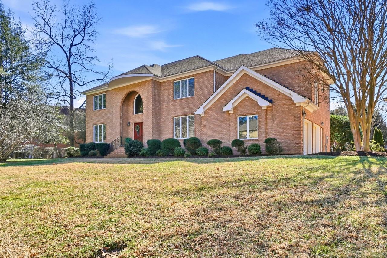 1532 Mirassou Ln - Photo 4 of 50