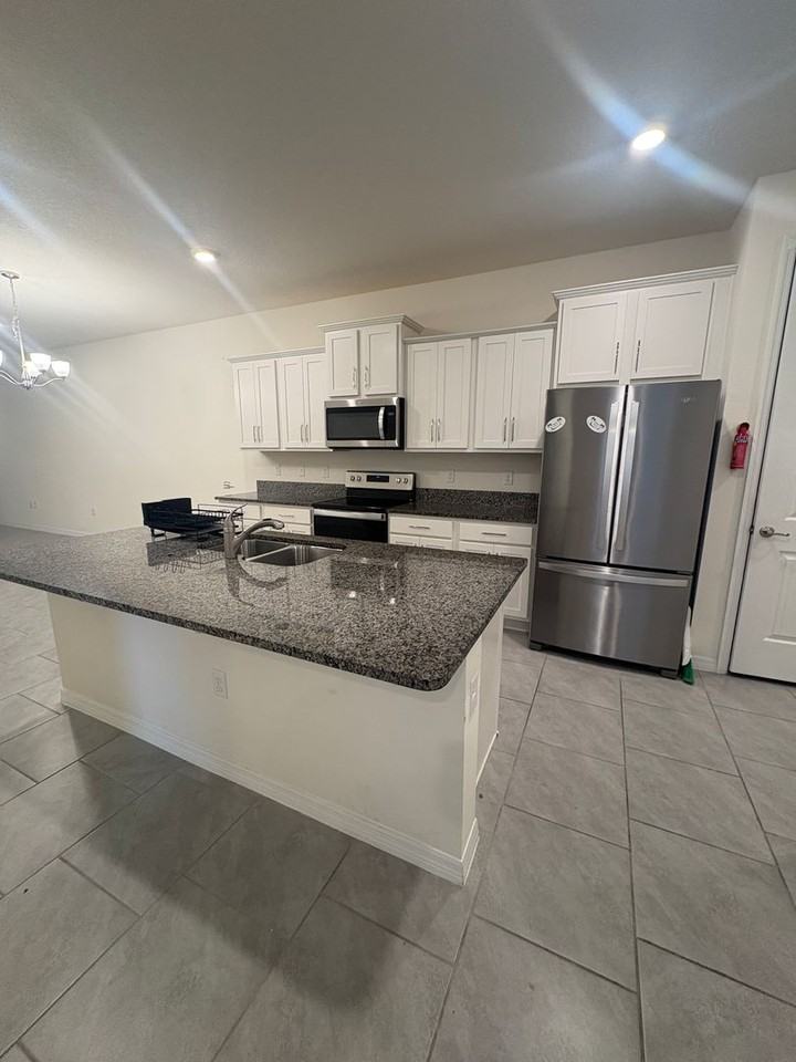 3425 Twin Flower Ct - Photo 7 of 30