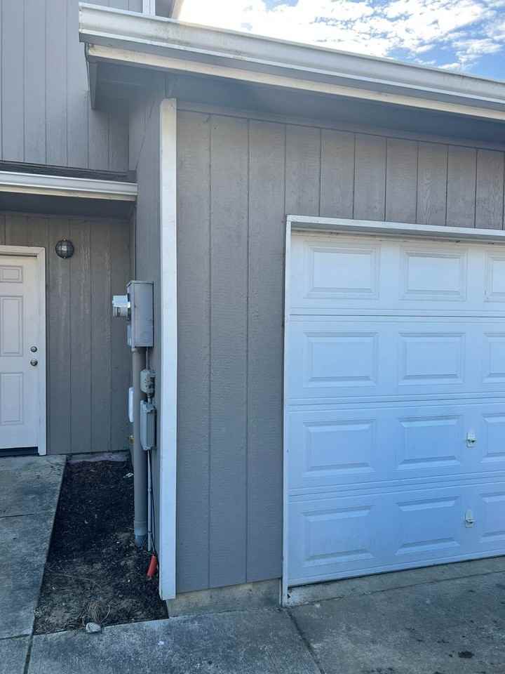 644 Fillmore St - Photo 2 of 10