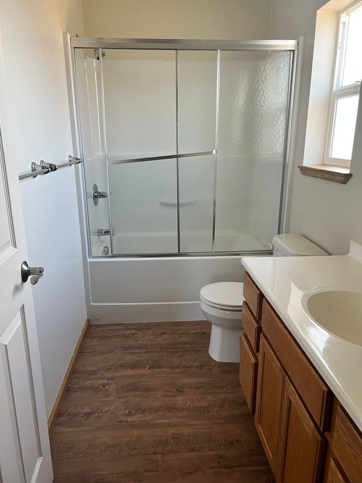 644 Fillmore St - Photo 7 of 10