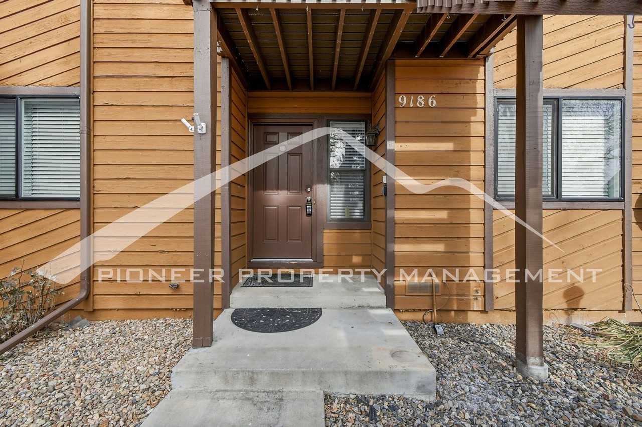 9186 W 88th Cir - Photo 2 of 24