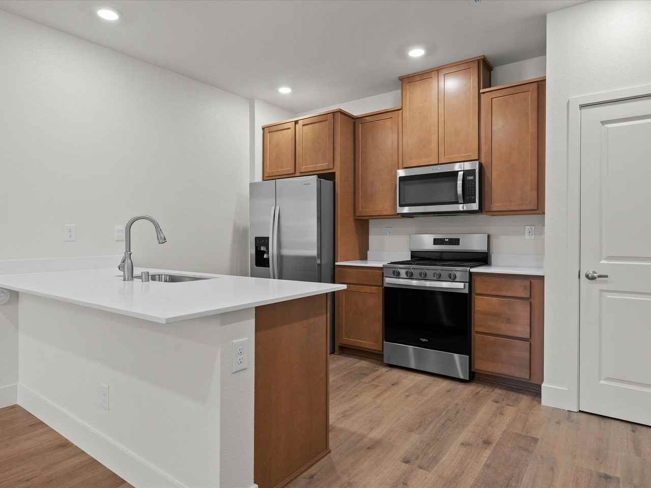 1641 Icelandic Way - Photo 3 of 27