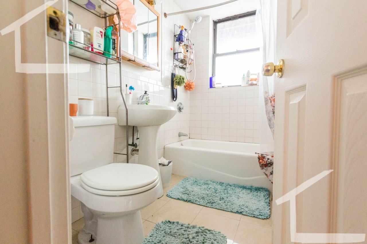 16 Egremont Rd - Photo 3 of 6