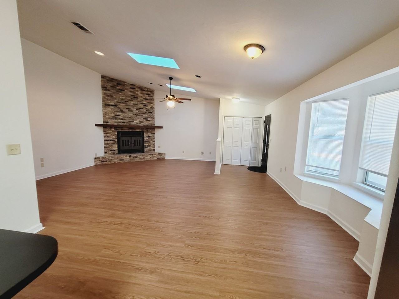 1555 San Luis Rd - Photo 2 of 41