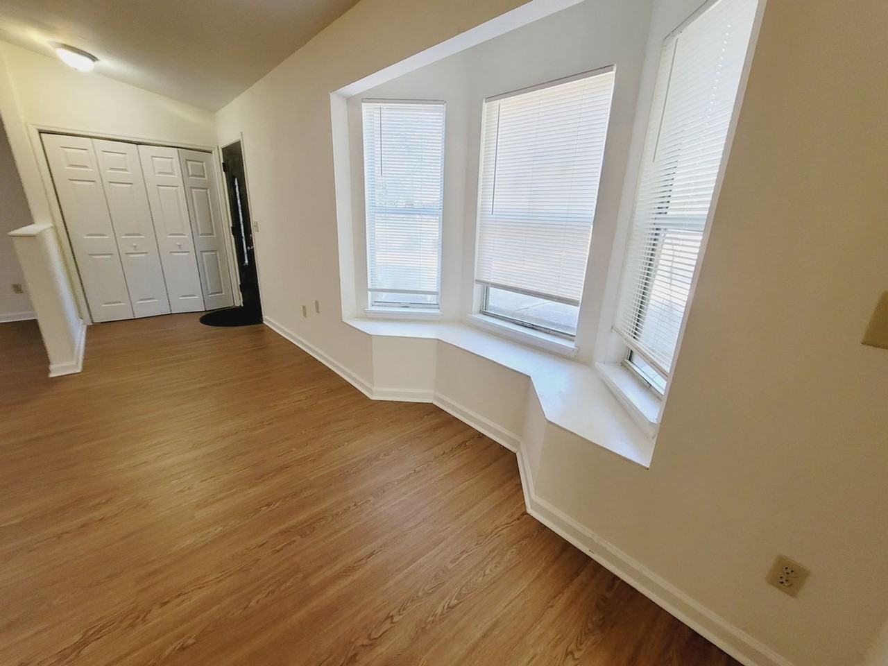 1555 San Luis Rd - Photo 3 of 41