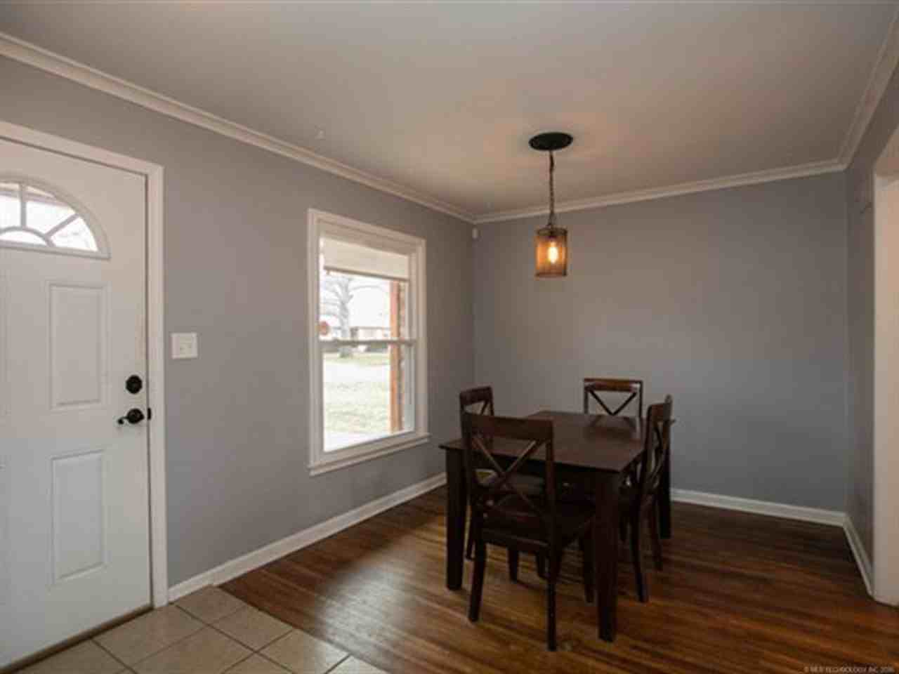 4819 S Owasso Ave - Photo 2 of 27