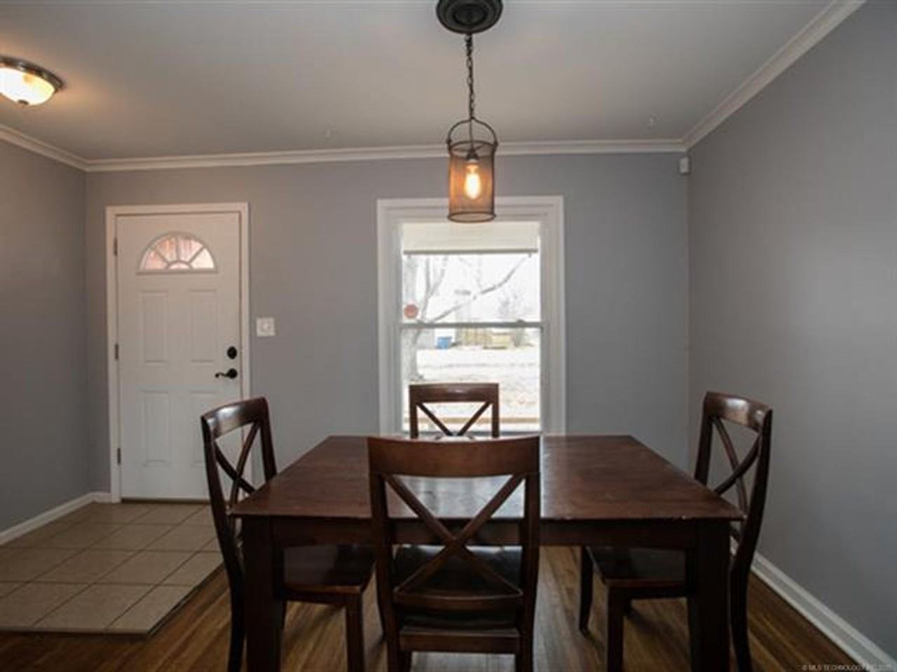 4819 S Owasso Ave - Photo 4 of 27